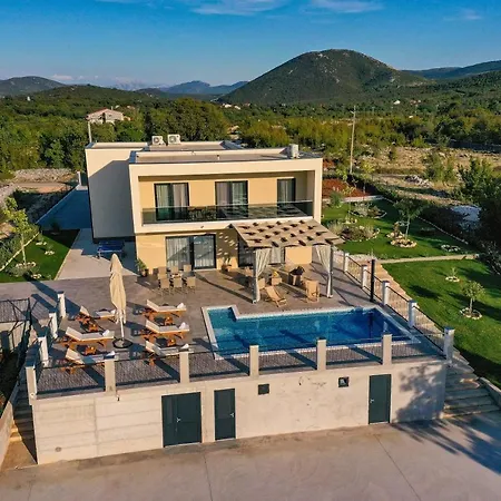 Luxury Elena Primorski Dolac