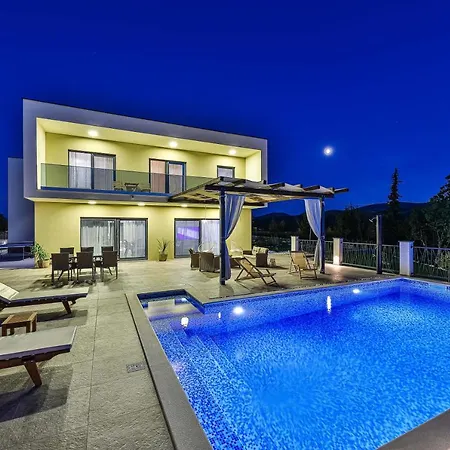 Villa Luxury Elena